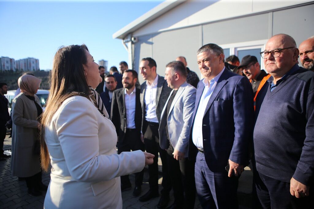 Özlem Maraş; “Atakum İçin Hedef Gerçek Beledi̇yeci̇li̇k” (4)