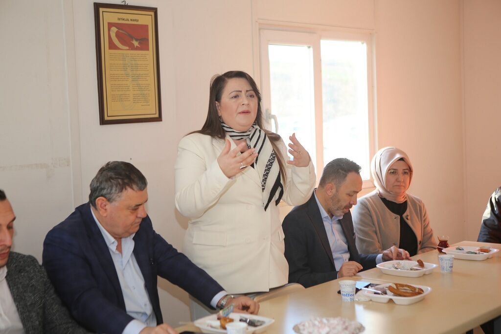 Özlem Maraş; “Atakum İçin Hedef Gerçek Beledi̇yeci̇li̇k” (5)