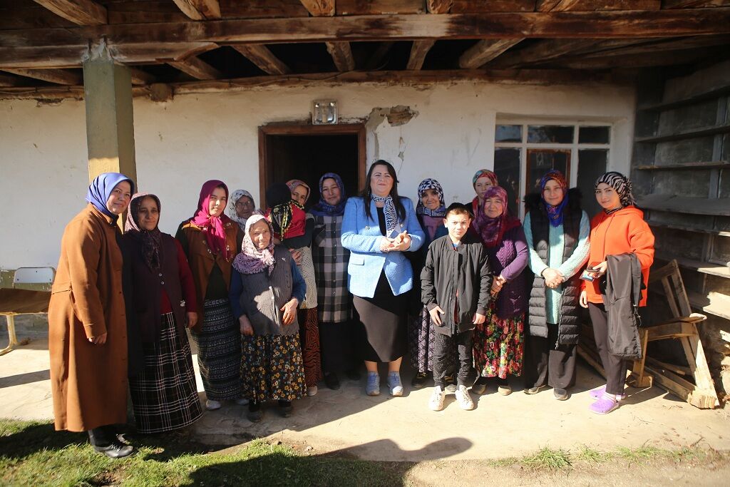 Özlem Maraş'tan Kasnakçımermer Köyü'ne Çıkarma (7)