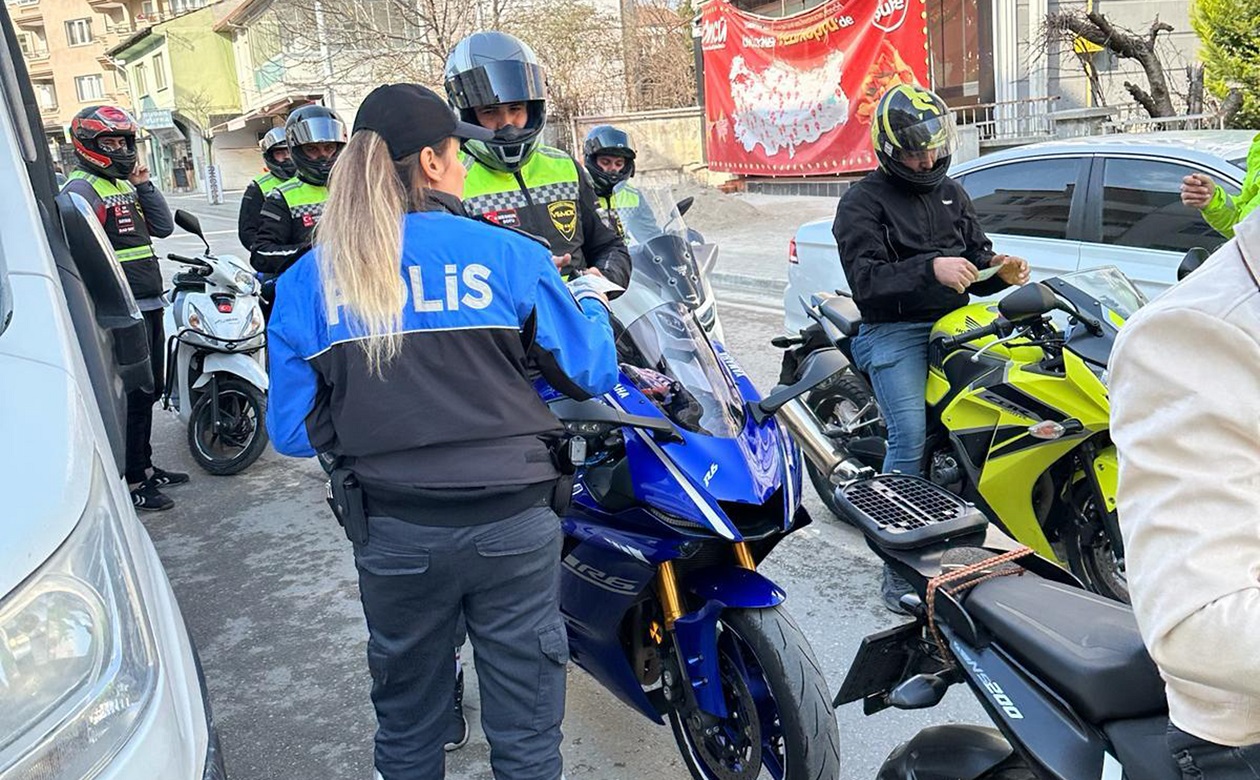Vezirköprü'de Motorculardan Farkındalık Sürüşü (3)