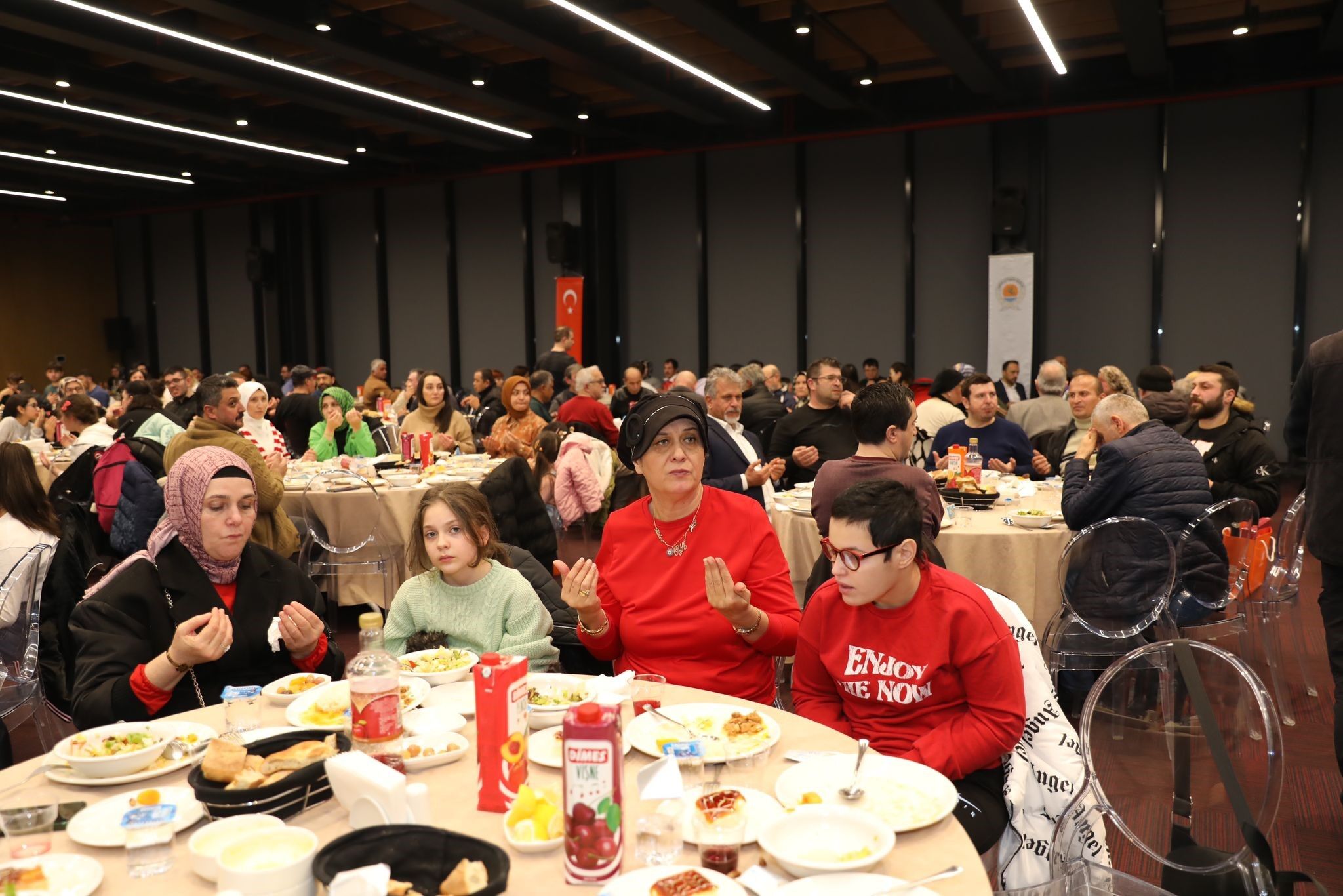 Samsun'da “Kardeşlik Engel Tanımaz” Iftar Programı (3)