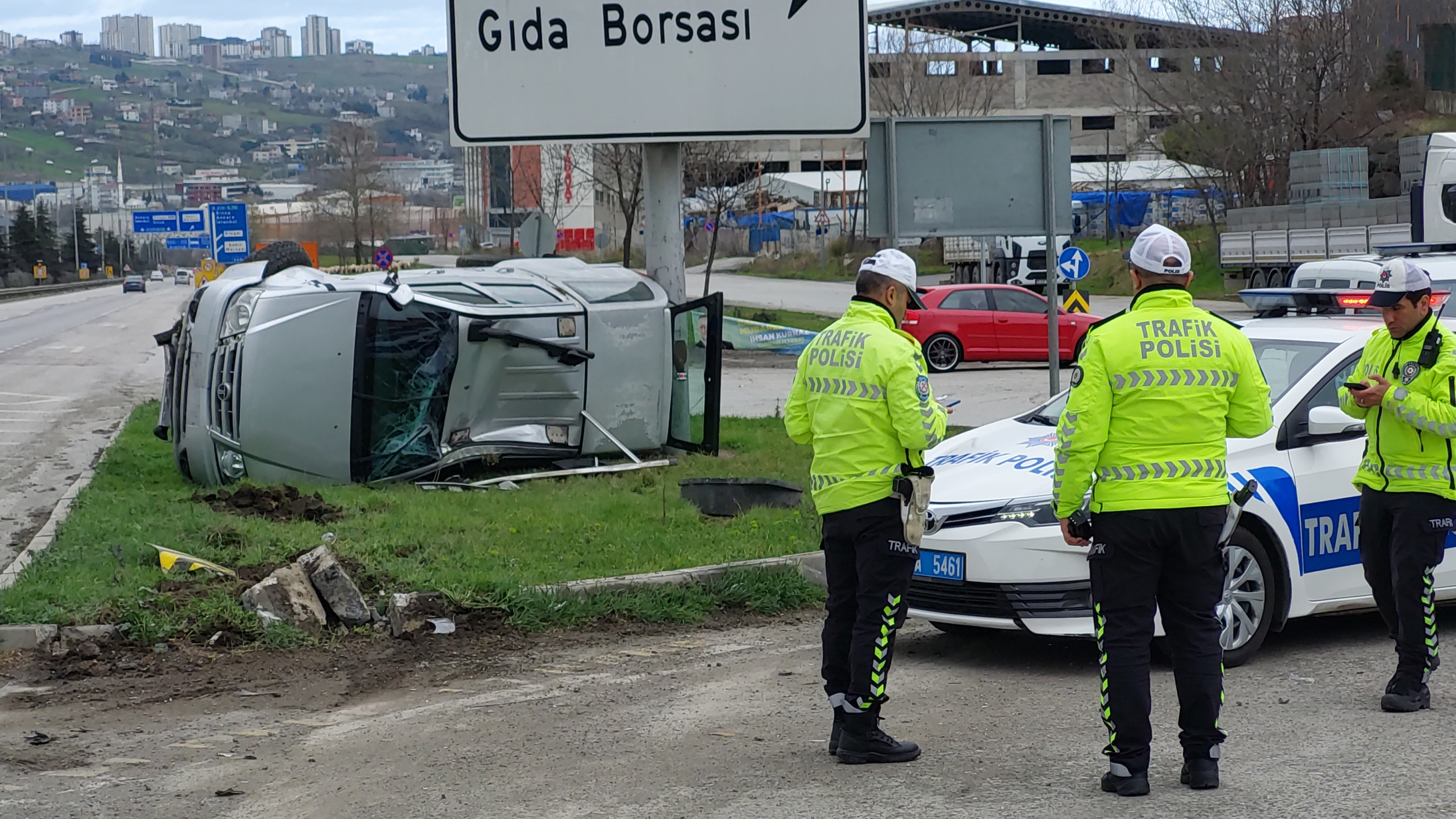 Samsun'da Trafik Kazası 2 Yaralı (4)