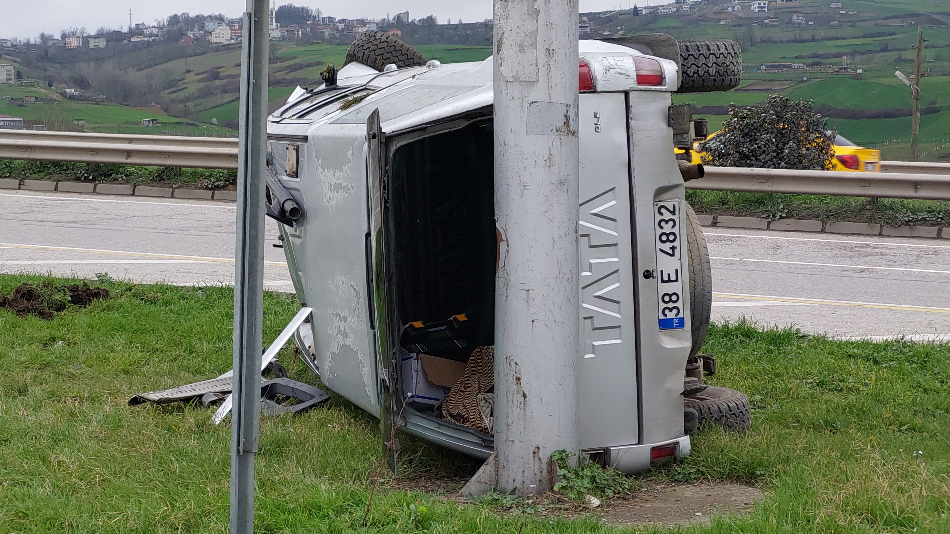Samsun'da Trafik Kazası 2 Yaralı (5)