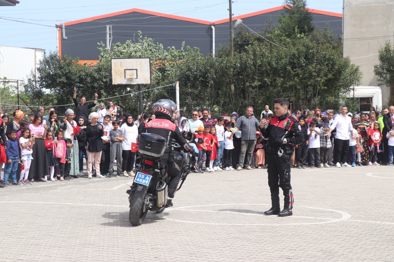 Samsun'da Polisler 23 Nisan’ı Çocuklarla Kutladı (4)