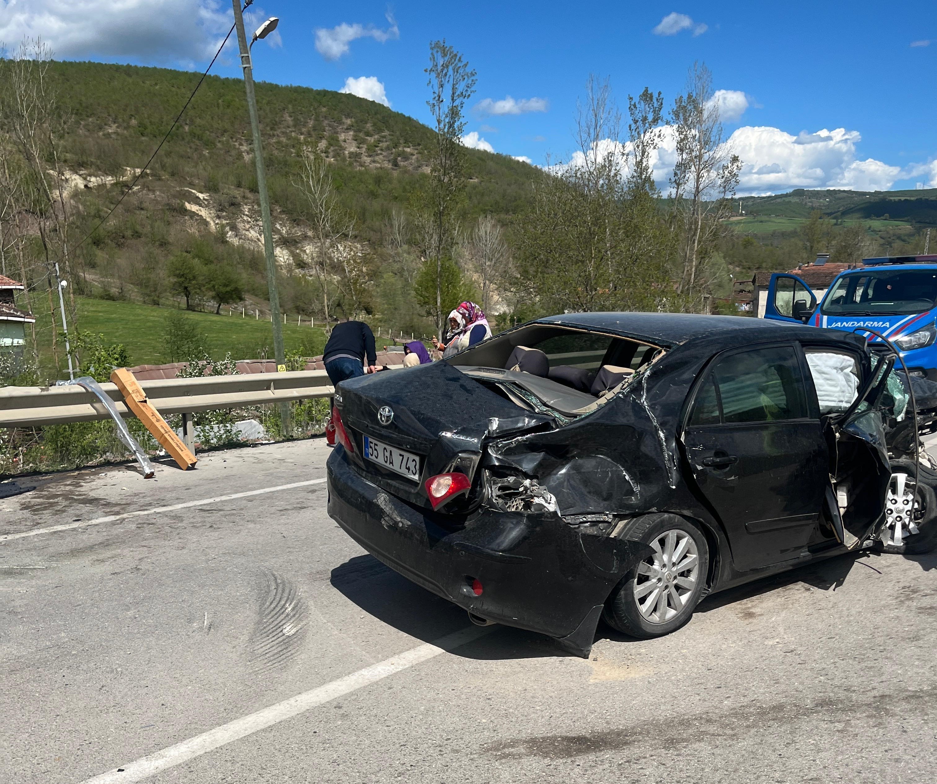 Samsun’da Trafik Kazası 5 Yaralı (3)