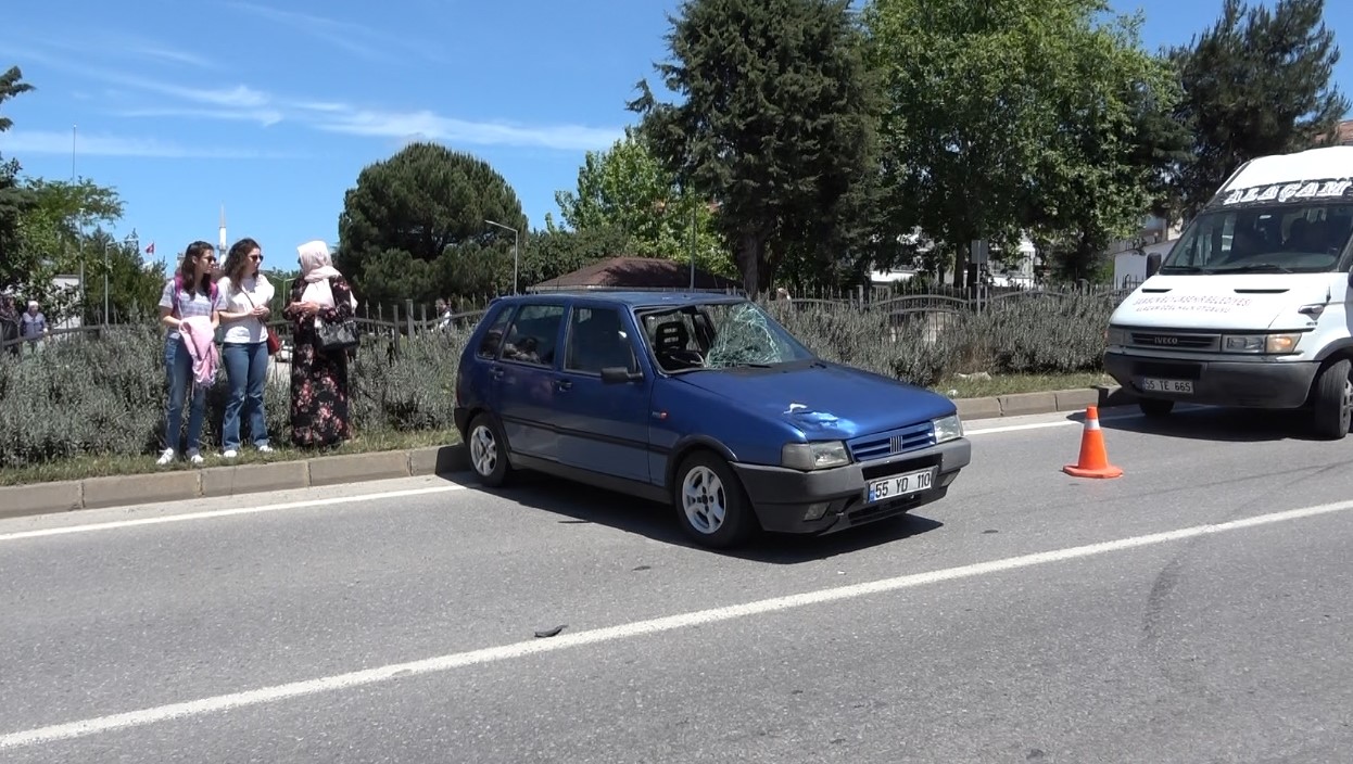 Bafra'da Kaza; Otomobilin Çarptığı Yaya Yaralandı (1)