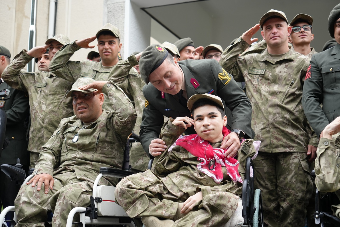 Samsun'da 105 Engelli Vatandaşın Asker Olma Hayali Gerçek Oldu (10)