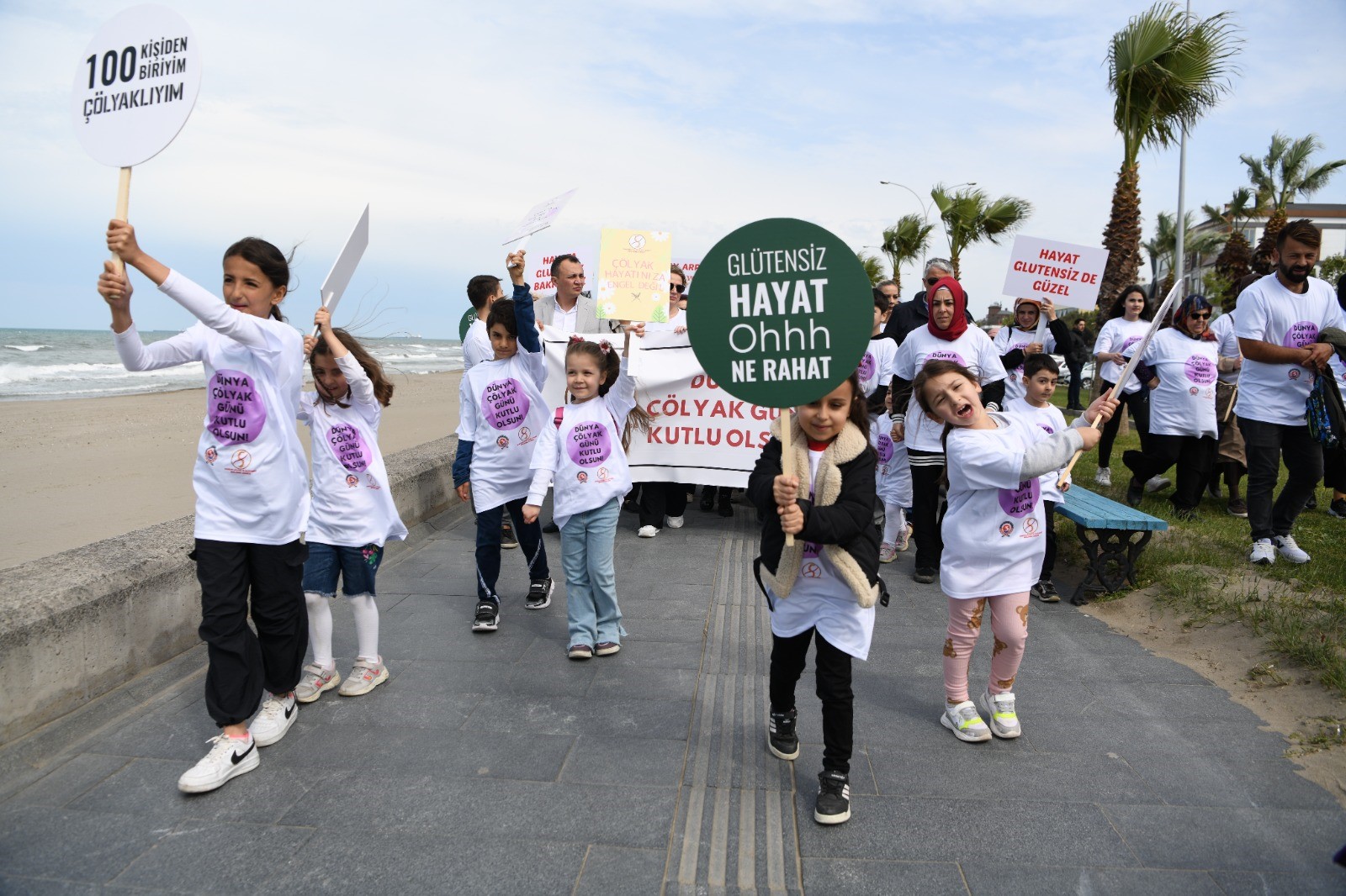 Samsun’da Çölyak Hastaları Için Farkındalık Yürüyüşü Düzenlendi (2)