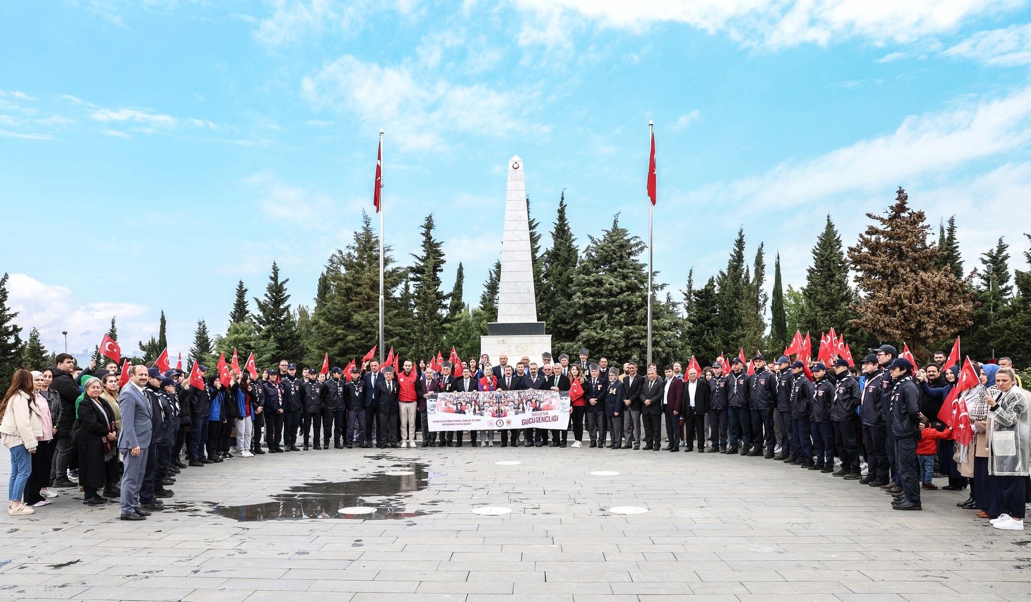 Şehitler Tepesi Boş Değil (3)