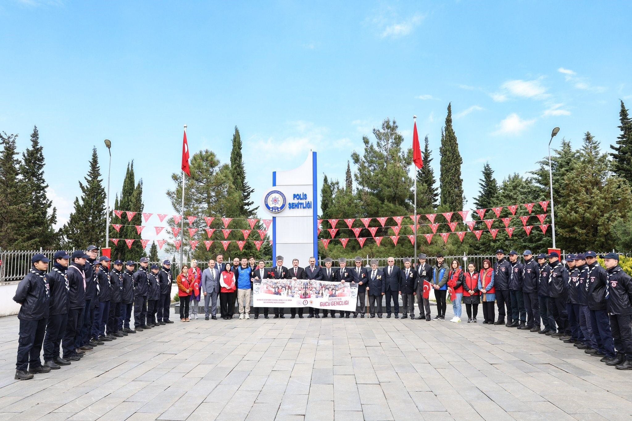 Şehitler Tepesi Boş Değil (4)