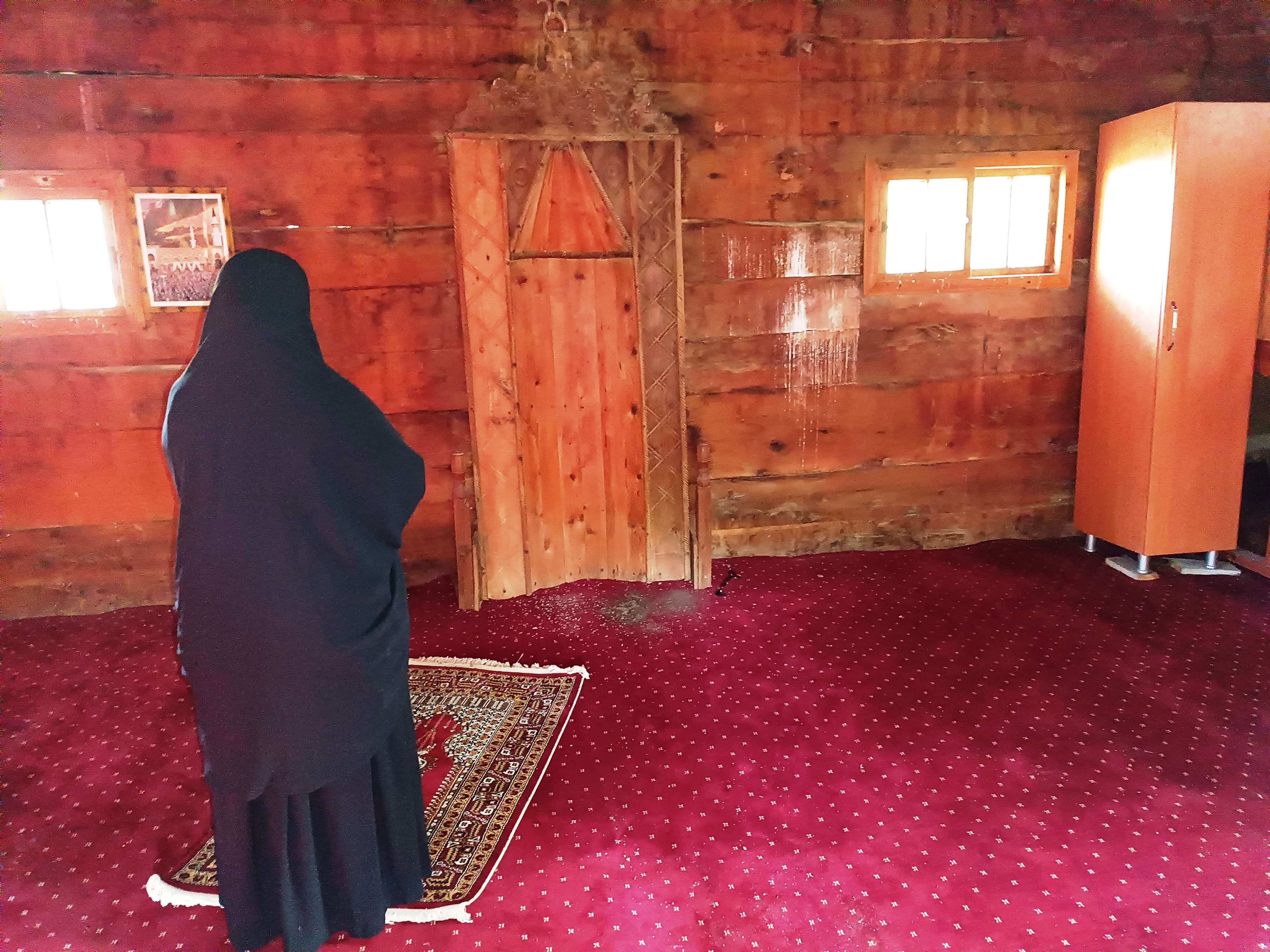 219 Yıllık Ahşap Caminin Çivileri Bile Ahşap (2)