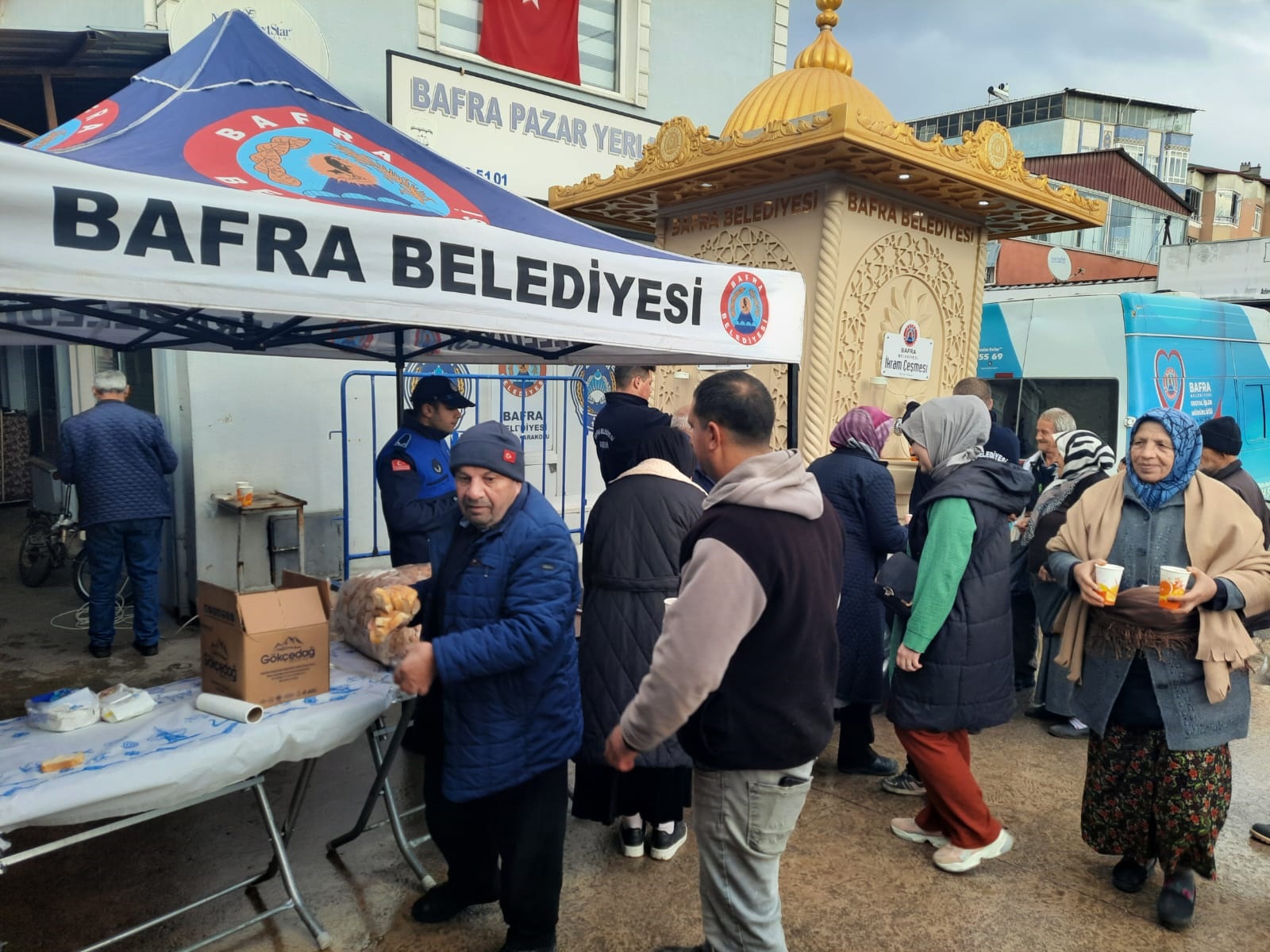 Bafra Beledi̇yesi̇ Yüreklere Dokunmaya Devam Edi̇yor (3)