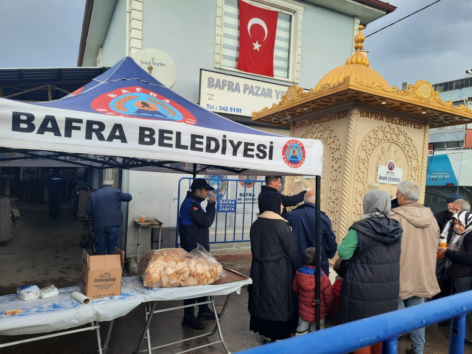 Bafra Beledi̇yesi̇ Yüreklere Dokunmaya Devam Edi̇yor (4)