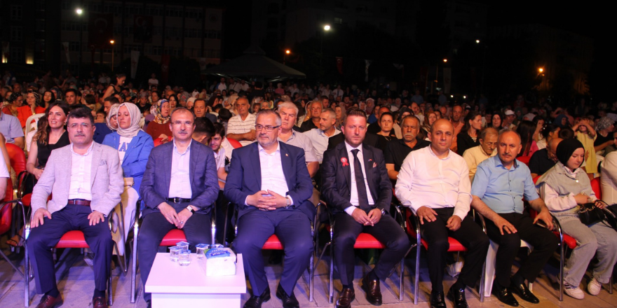 Bafra Kosder 2. Balkan Gecesi Halk Konseriyle Unutulmayacak Bir Gece Yaşattı (12)