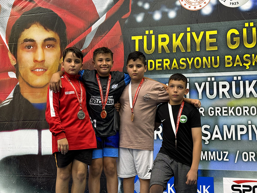 Muhammed Ali Cirit'in Güreş Şampiyonası'nda Türkiye Ikincisi (2)