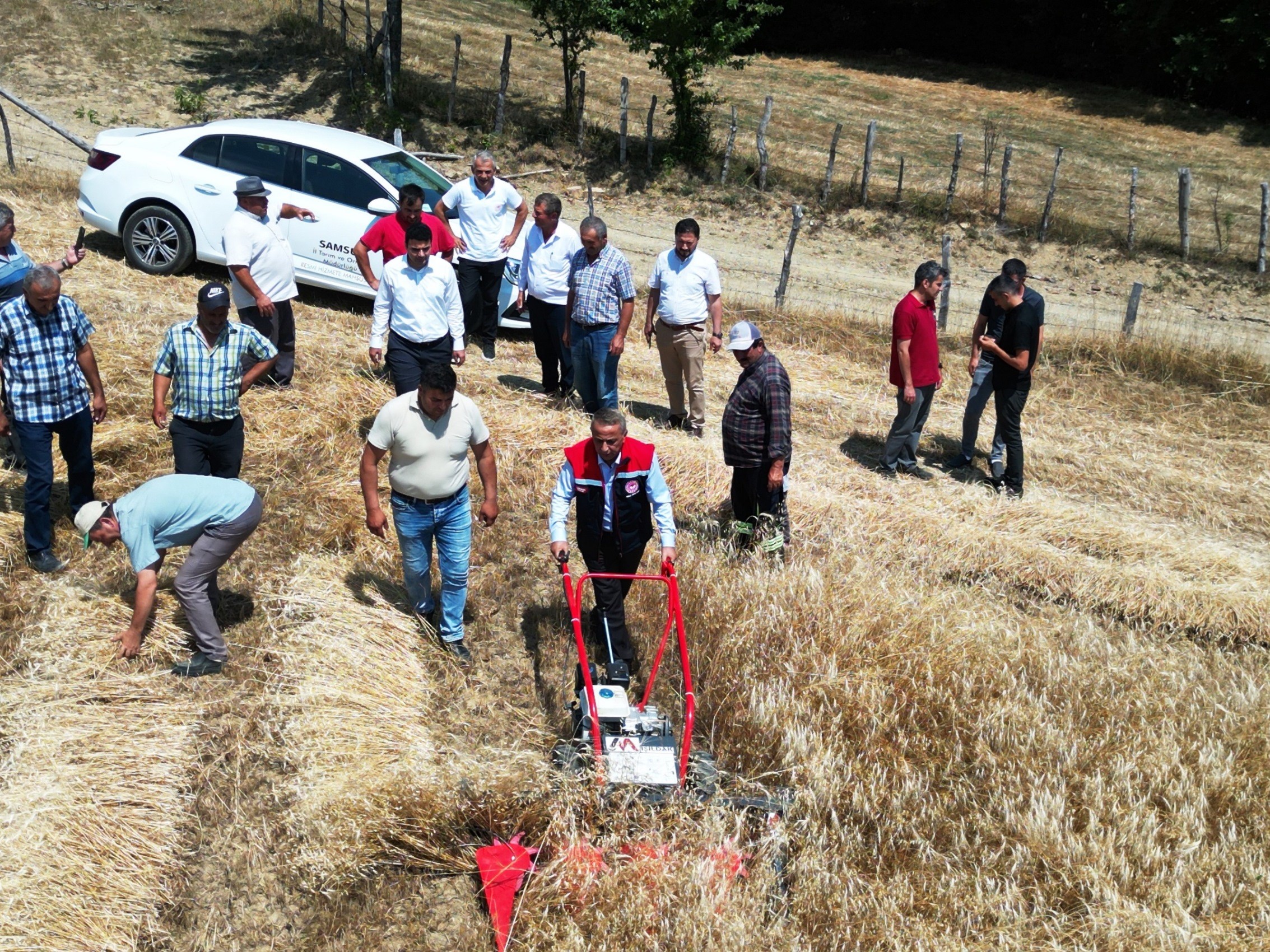 Samsun’da Organik Buğday Hasadı Ve Hasat Makinesi Dağıtımı1