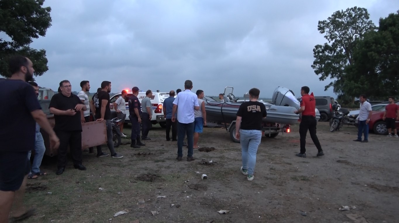 Yörüklerde Gölde Kaybolan 2 Balıkçının Cansız Bedeni Bulundu (2)