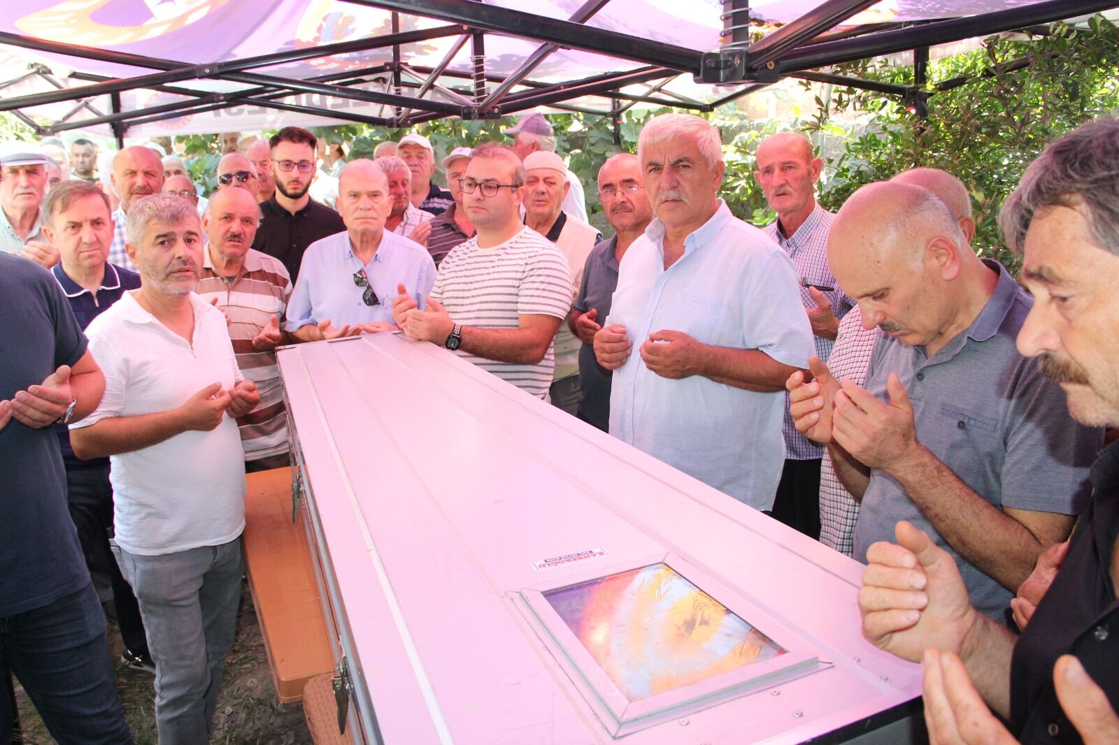 Mehmet Çelik Çetinkaya’da Dualarla Son Yolculuğuna Uğurlandı (2)