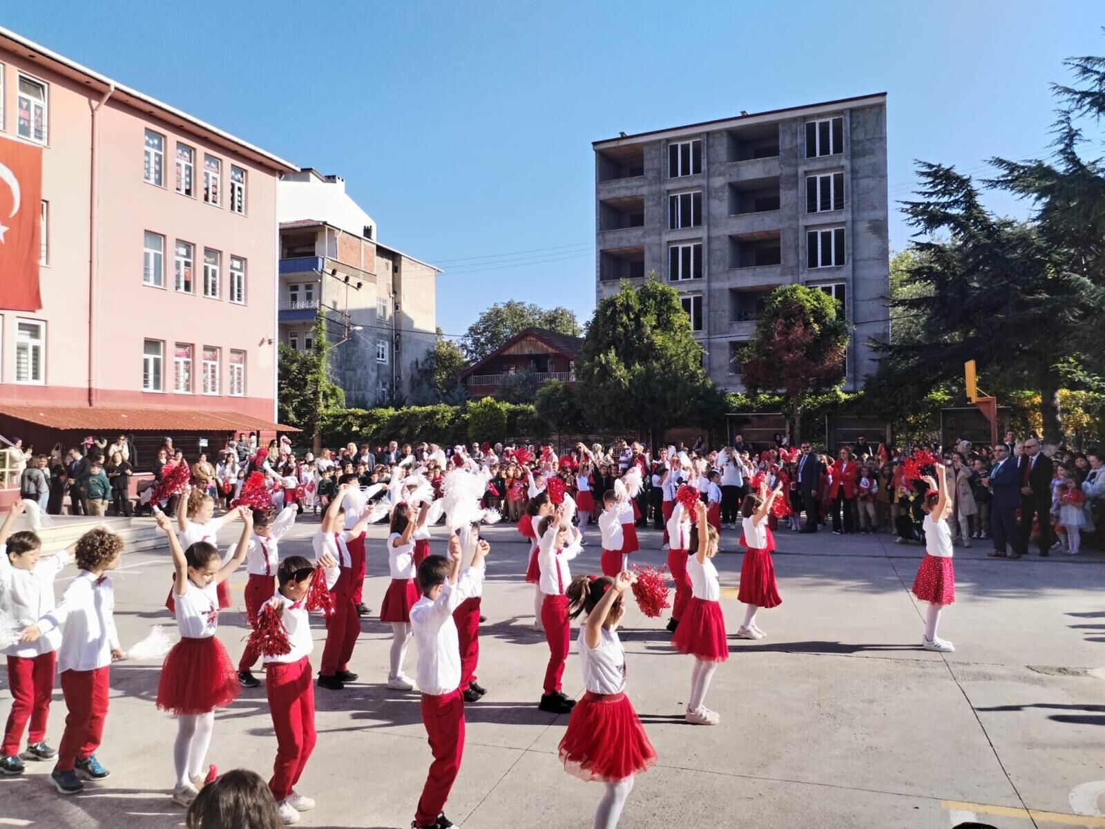 Bafra İsmet İnönü İlkokulu’nda 29 Ekim Coşkusu (12)