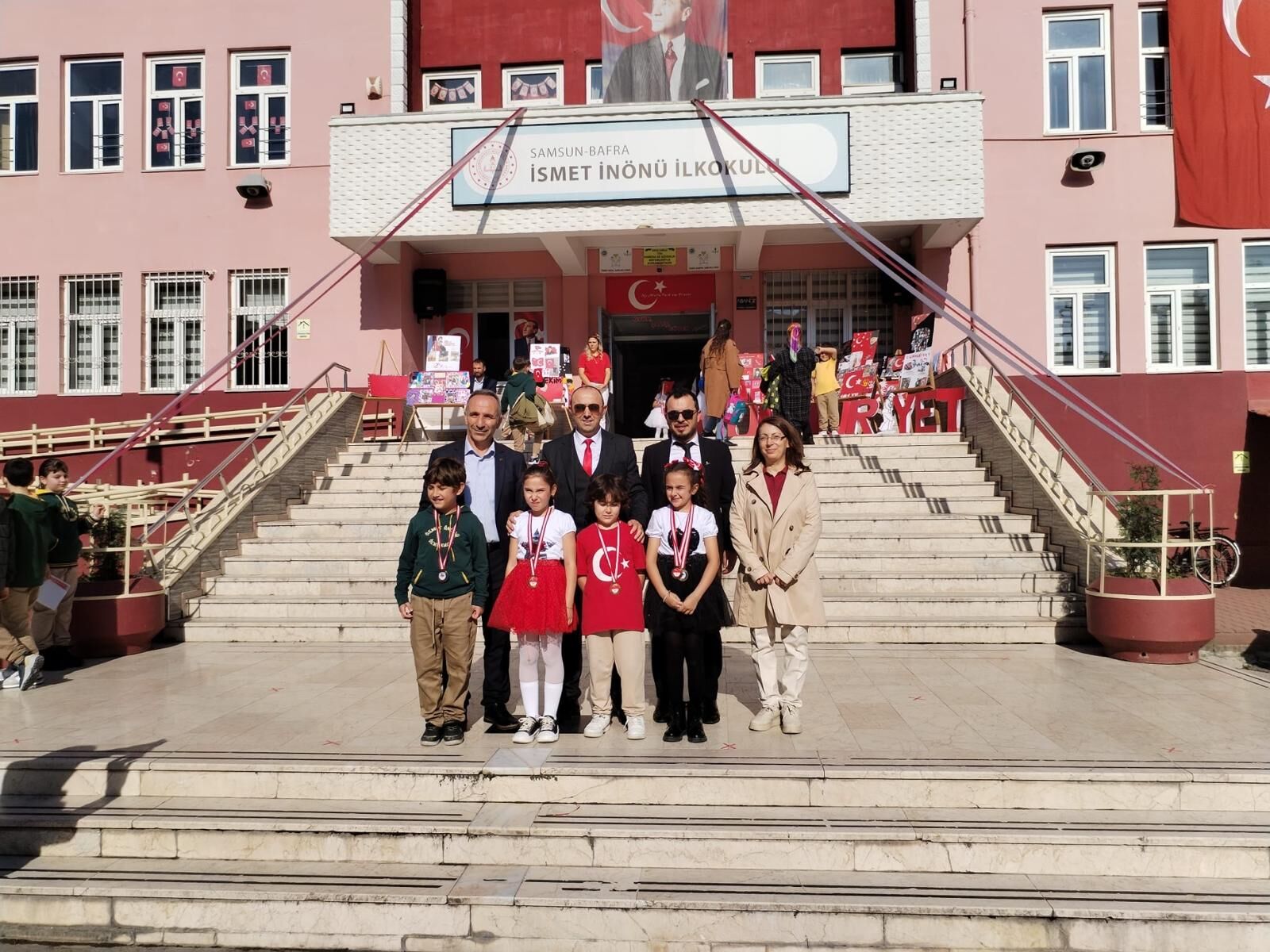 Bafra İsmet İnönü İlkokulu’nda 29 Ekim Coşkusu (2)