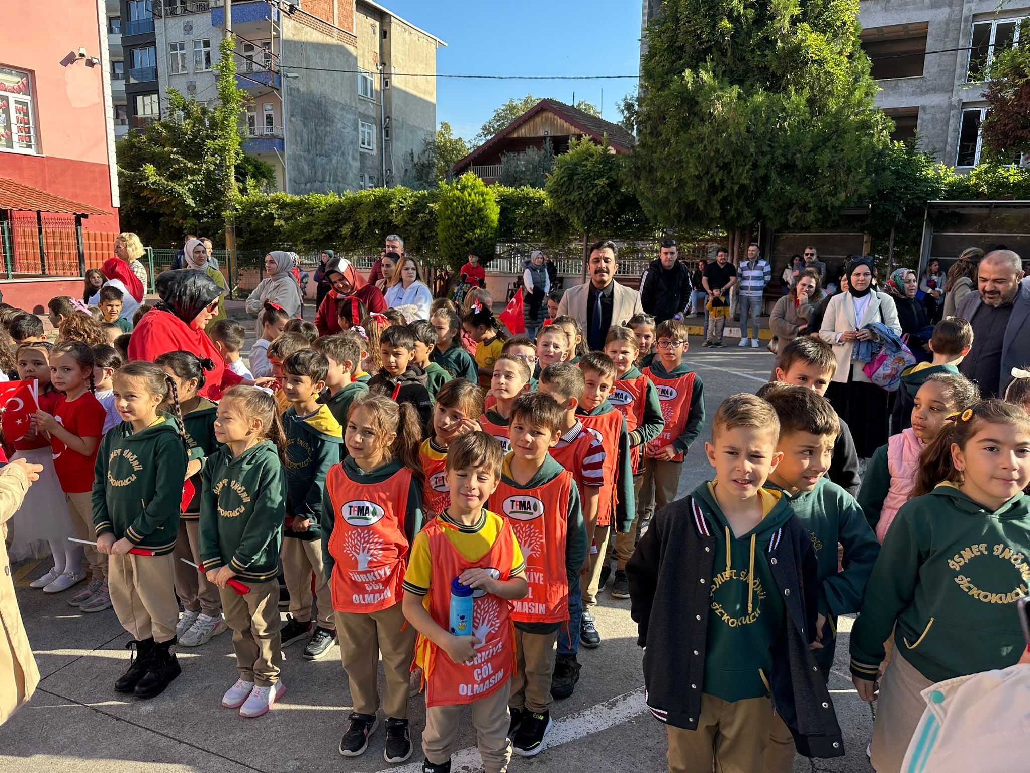 Bafra İsmet İnönü İlkokulu’nda 29 Ekim Coşkusu (3)-1