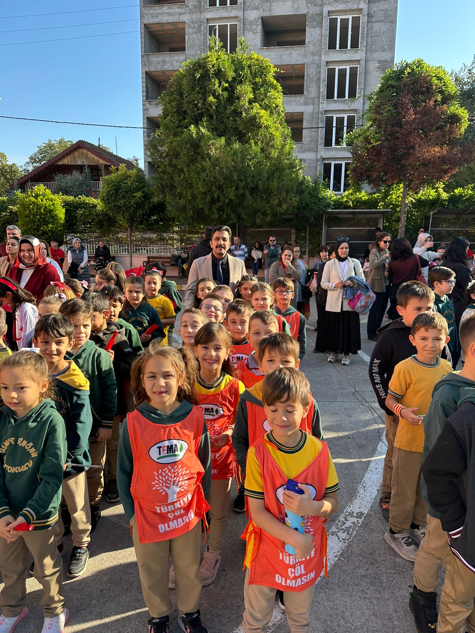 Bafra İsmet İnönü İlkokulu’nda 29 Ekim Coşkusu (5)-1