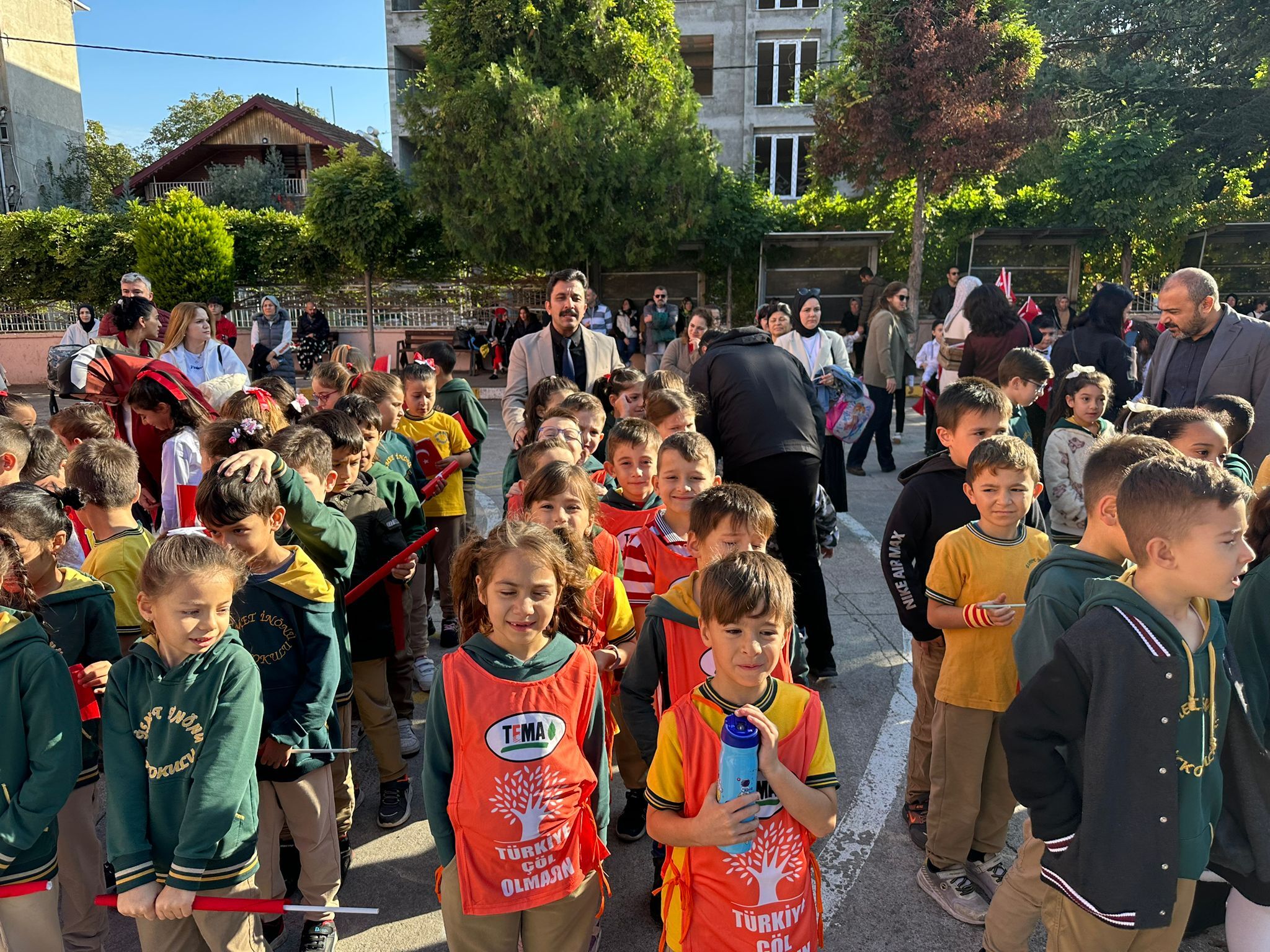 Bafra İsmet İnönü İlkokulu’nda 29 Ekim Coşkusu (7)-1