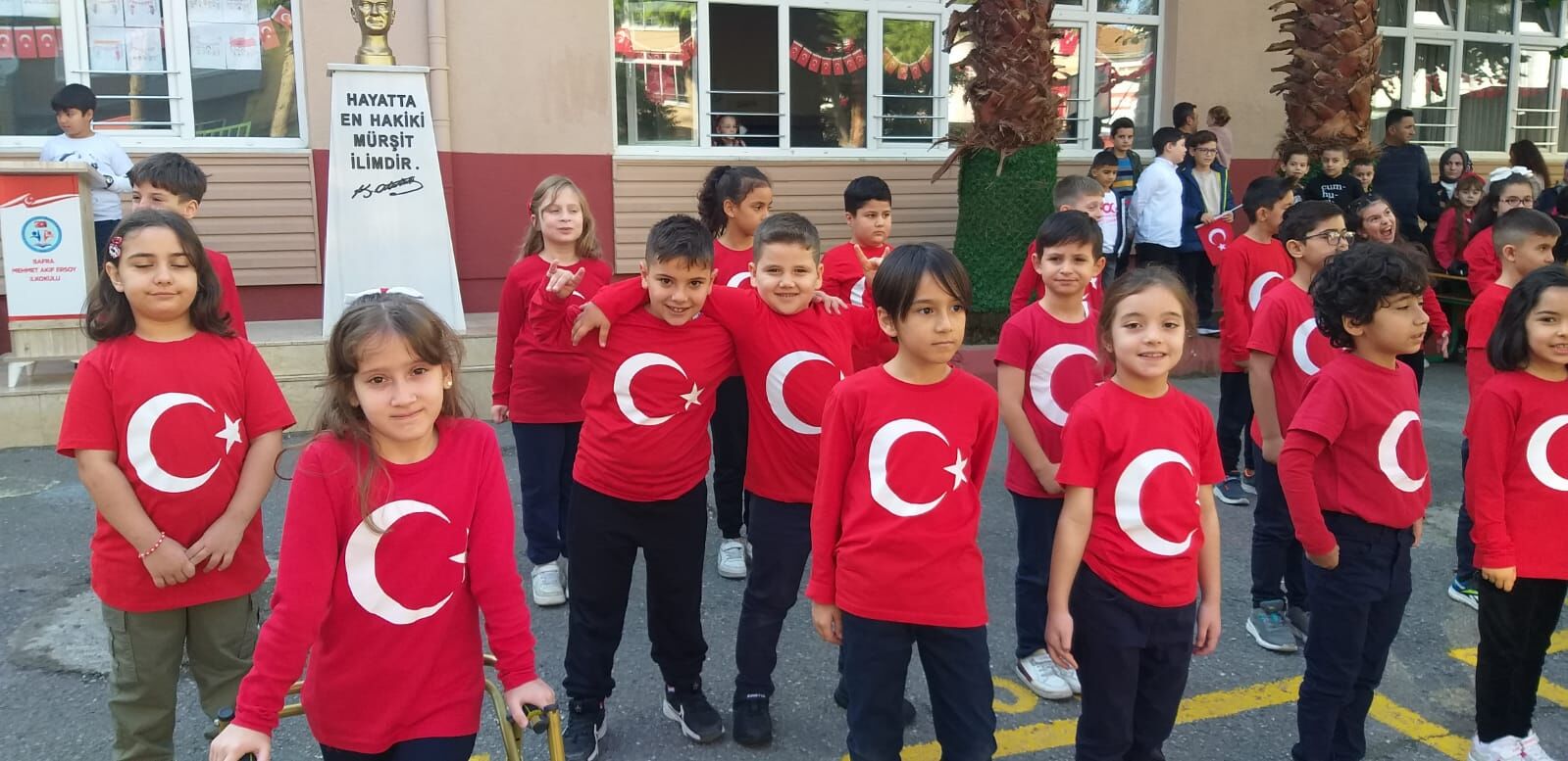 Bafra Mehmet Akif Ersoy İlkokulu’nda Cumhuriyet Coşkusu 13