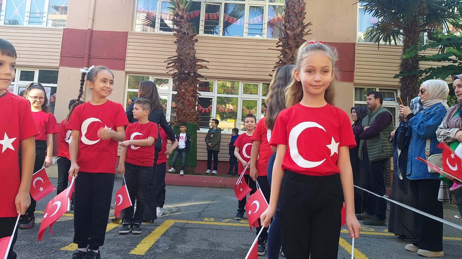 Bafra Mehmet Akif Ersoy İlkokulu’nda Cumhuriyet Coşkusu 15