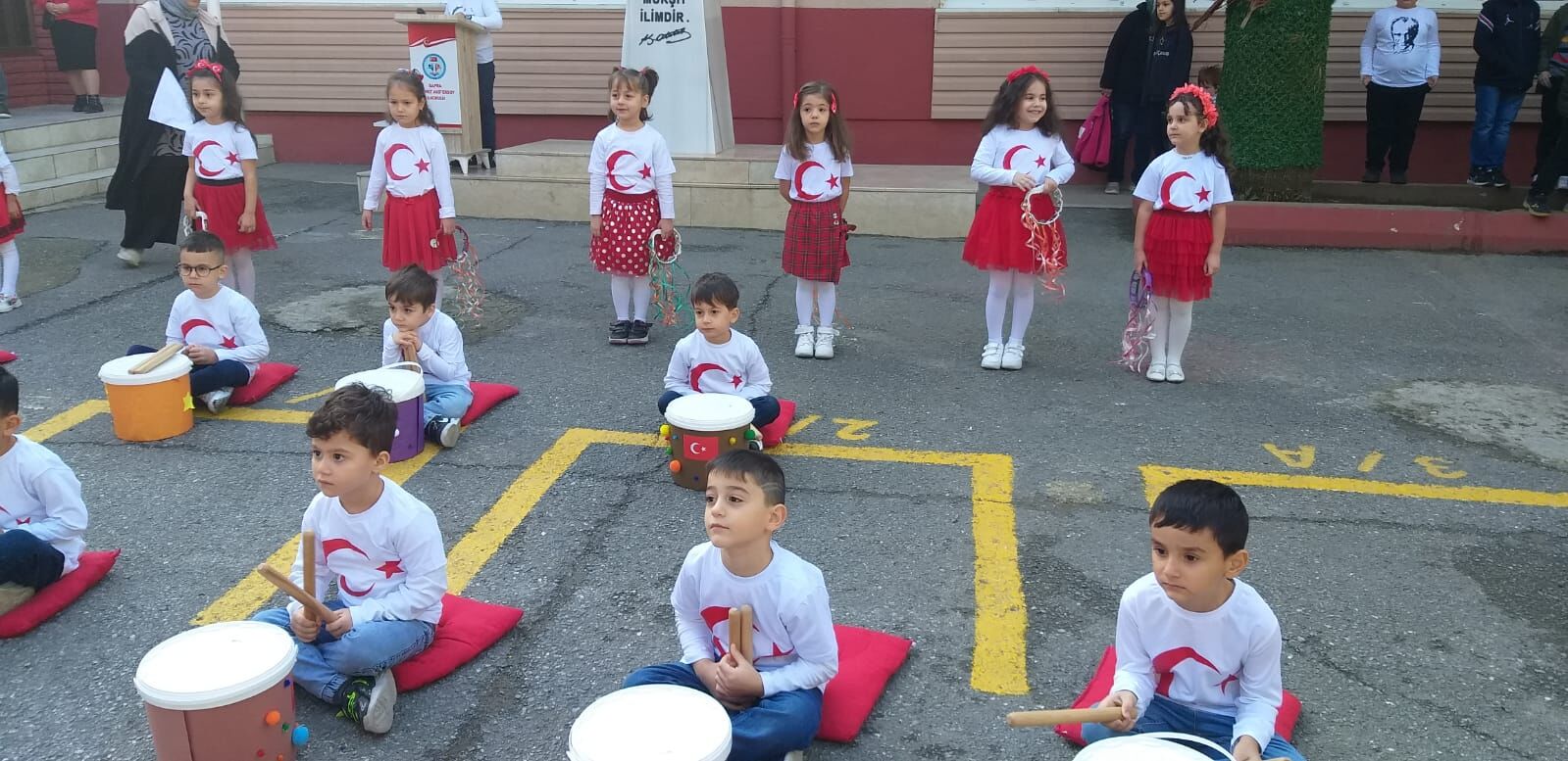 Bafra Mehmet Akif Ersoy İlkokulu’nda Cumhuriyet Coşkusu 8