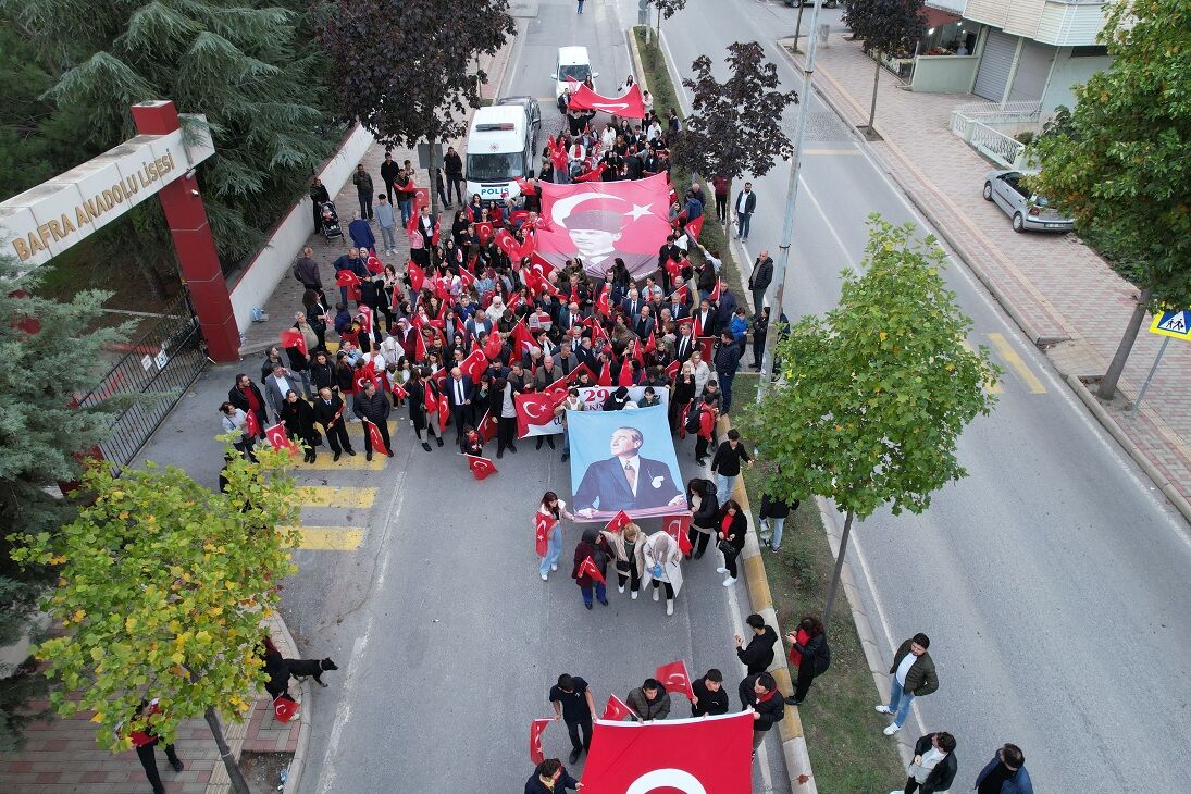 Bafra’da 29 Ekim Cumhuriyet Coşkusu Dronla Havadan Görüntülendi (3)-2