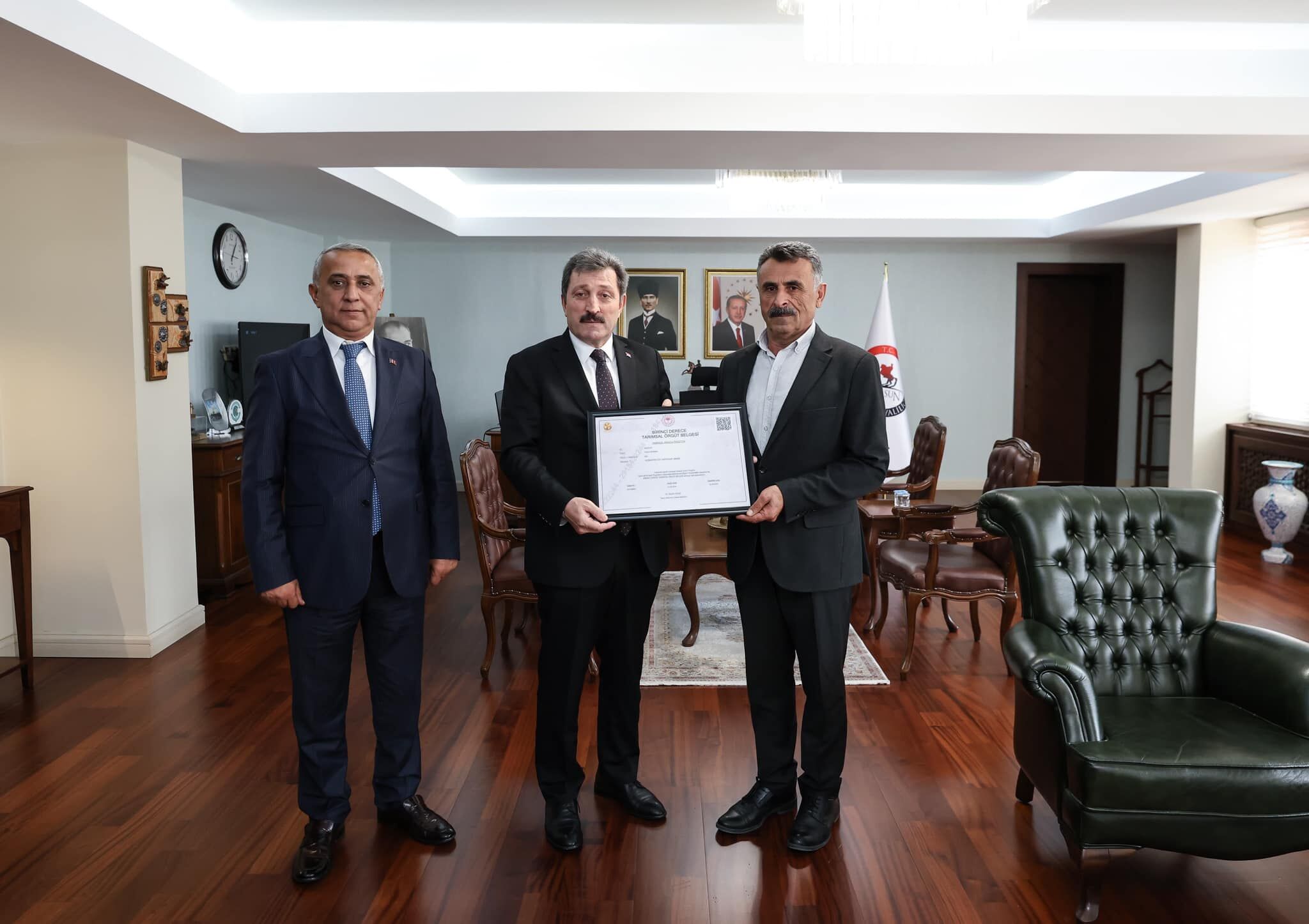 Birinci Derece Tarımsal Örgüt Belgesi Sahiplerini Buldu (3)