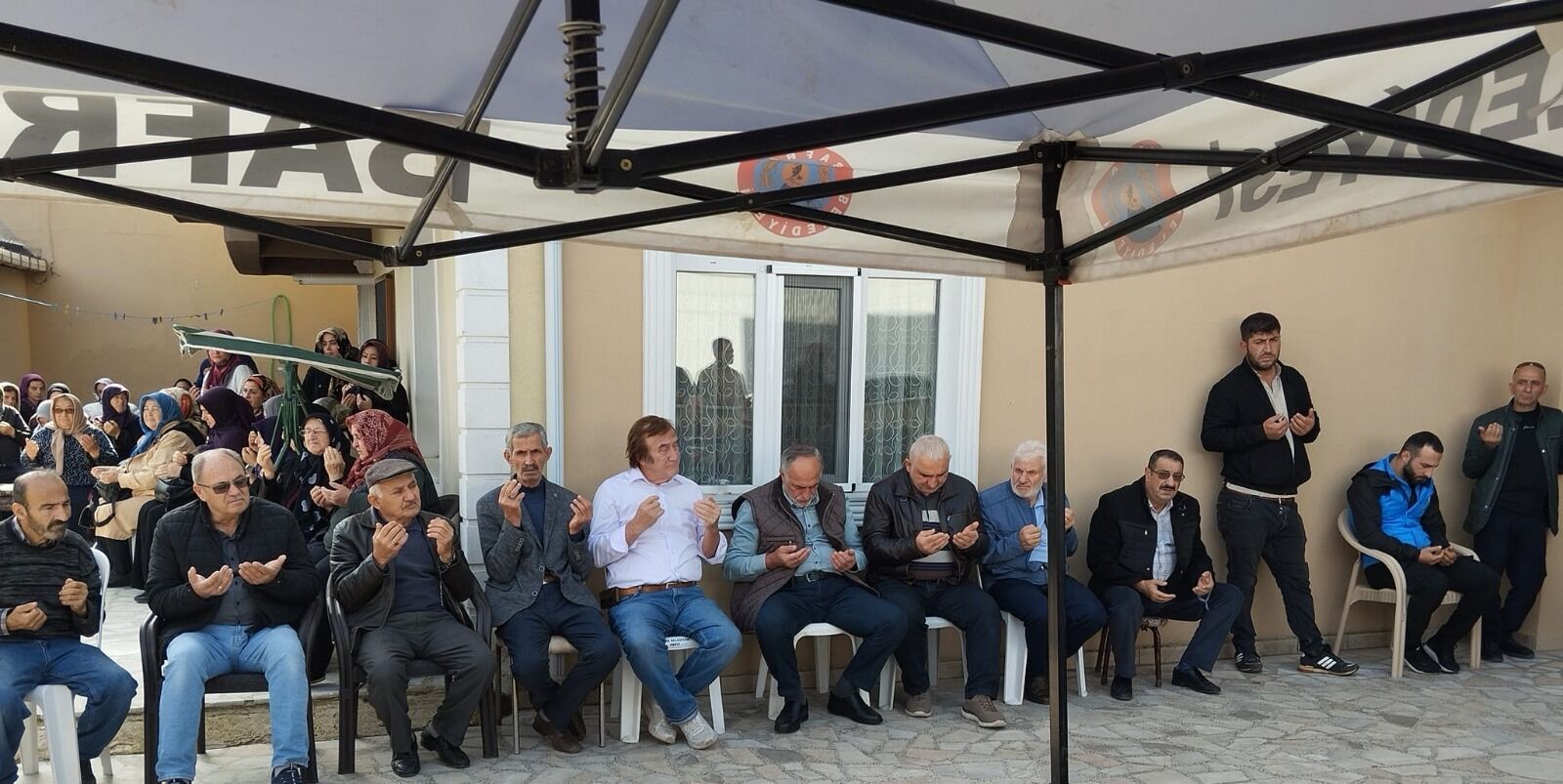 Mustafa Niyazioğlu Son Yolculuğuna Uğurlandı (8)