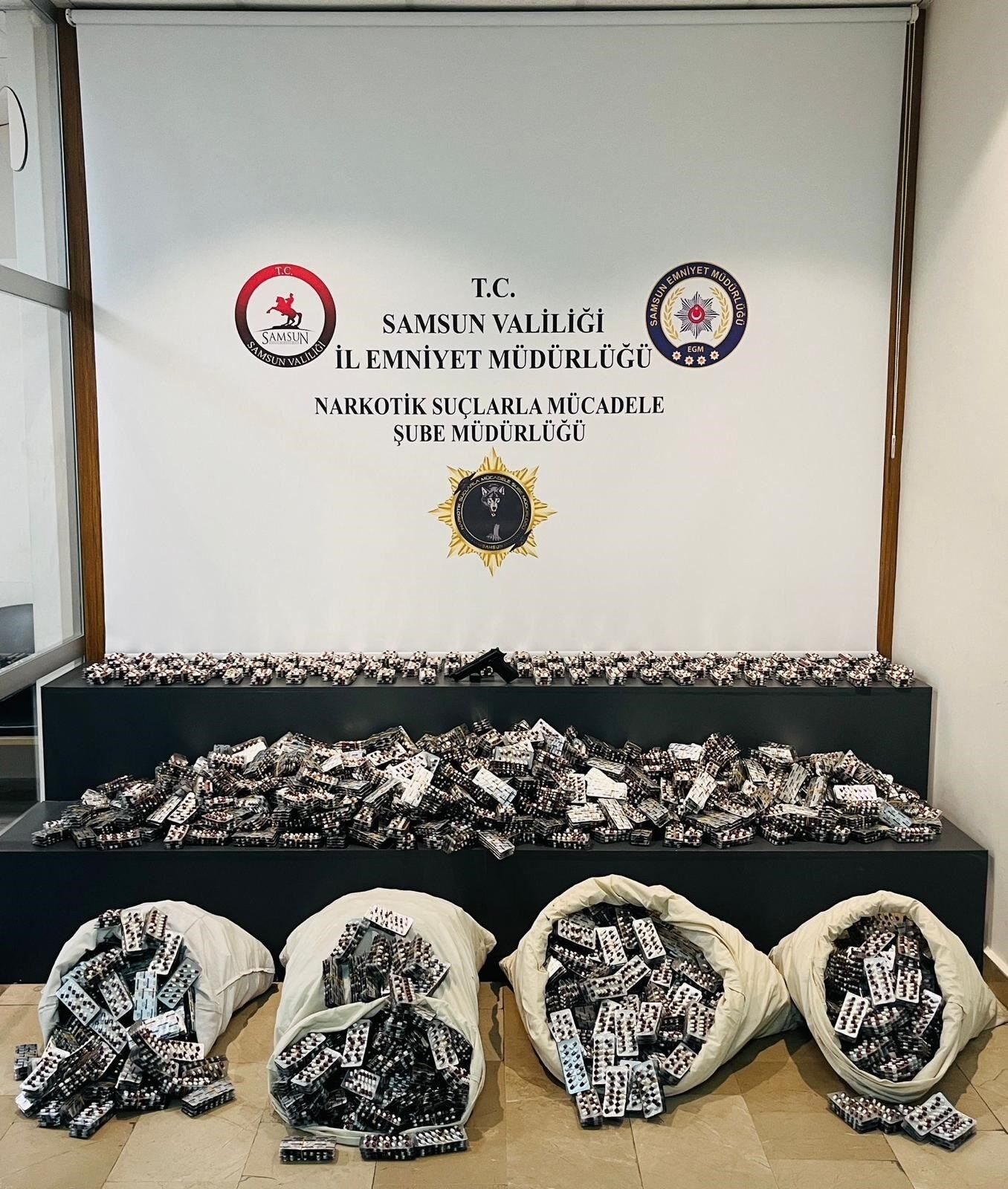 Samsun Polisinden Zehir Tacirlerine Göz Açtırmıyor (5)