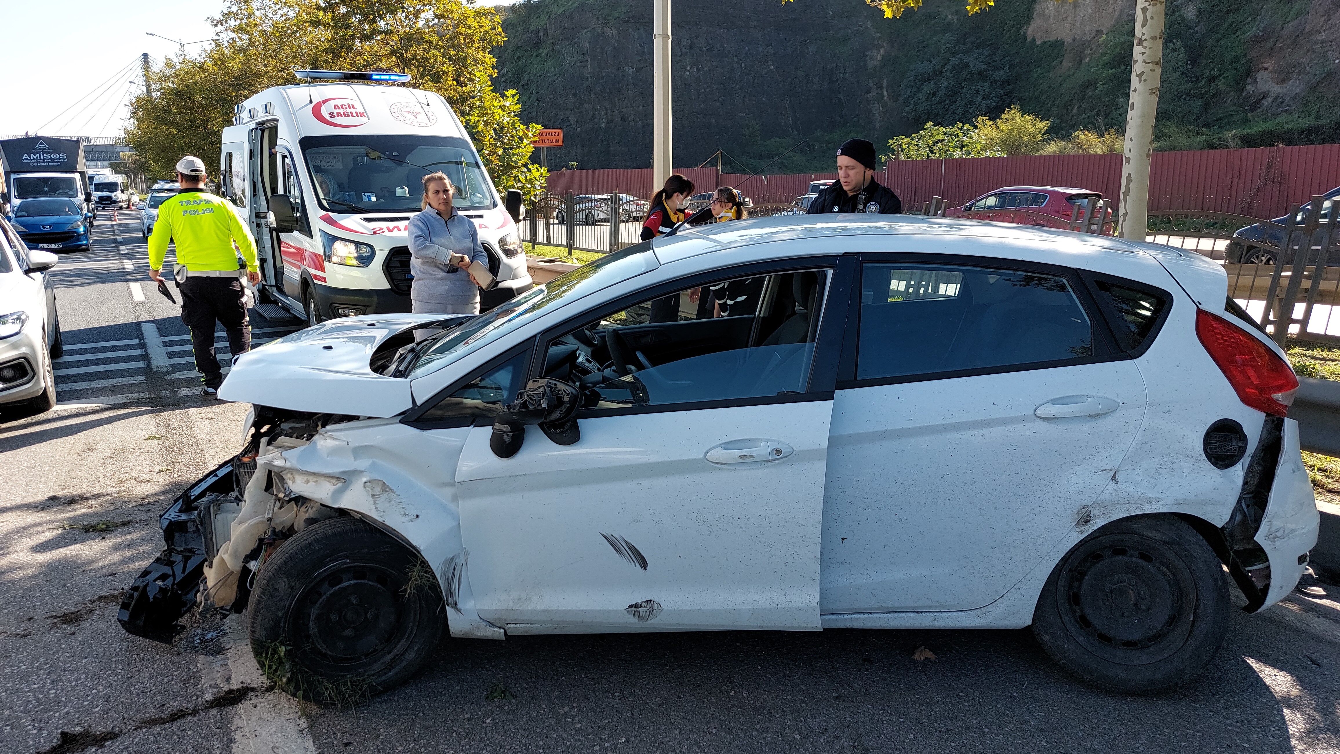 Samsun’da Trafik Kazası 3 Yaralı (2)