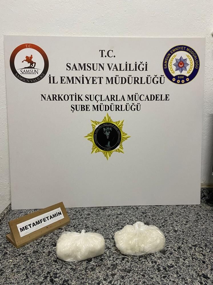 SAMSUN'DA 500 GRAM METAMFETAMİNLE YAKALANDI-1