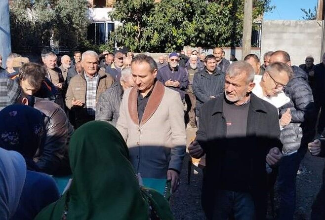 Çeti̇nkaya'da Şazi̇ye Uyanik Son Yolculuğuna Uğurlandi (1)