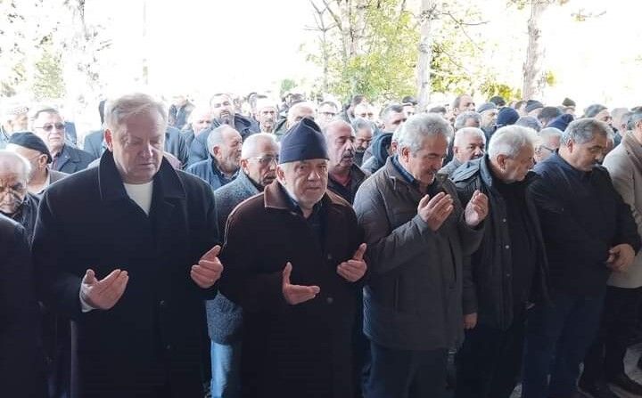 Çeti̇nkaya'da Şazi̇ye Uyanik Son Yolculuğuna Uğurlandi (3)