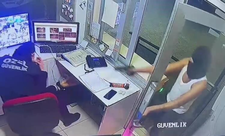 Güvenlik Görevlisini Rehin Alan Şahıs Bakın Kim Çıktı!