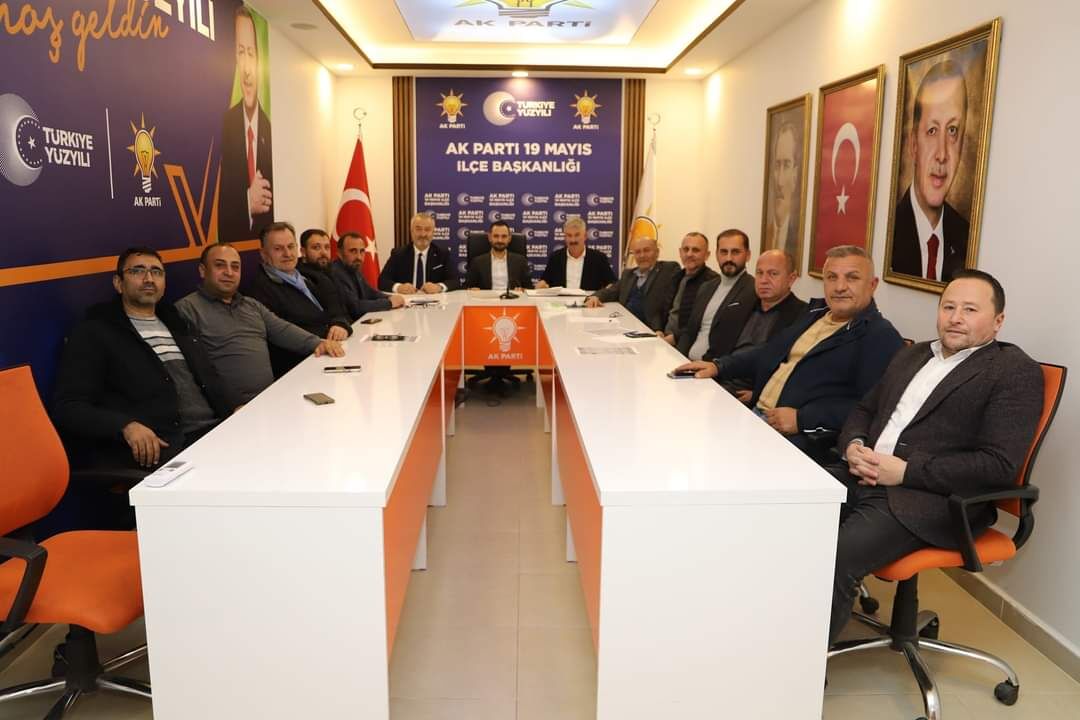 Ak Parti 19 Mayıs İlçe Başkanı Hakan Yazar Başkanlığında İlk Grup Toplantısı Yapıldı (1)-1