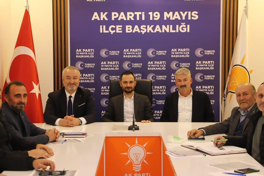 Ak Parti 19 Mayıs İlçe Başkanı Hakan Yazar Başkanlığında İlk Grup Toplantısı Yapıldı (2)