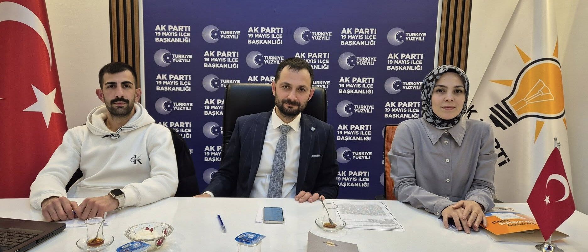 Ak Parti 19 Mayıs İlçe Teşkilatı'ndan Üye Artışı Atağı (1)