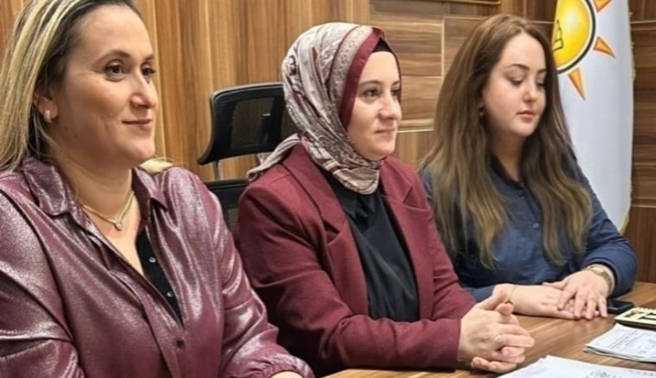 Ak Parti İlkadım Kadın Kolları Olağan Yönetim Kurulu Toplantısı Gerçekleştirildi (5)