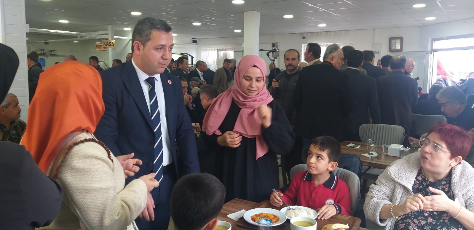 Alaçam Belediye Restoranı’na Görkemli Açılış (4)