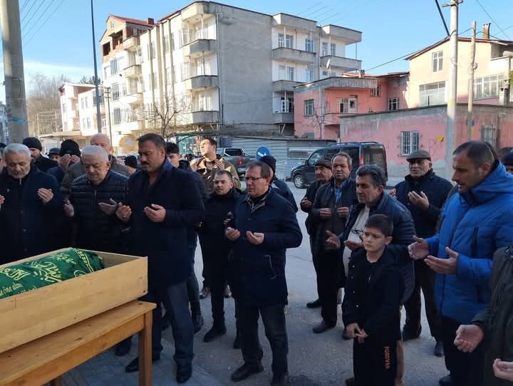 Asiye Kıran Son Yolculuğuna Uğurlandı (5)