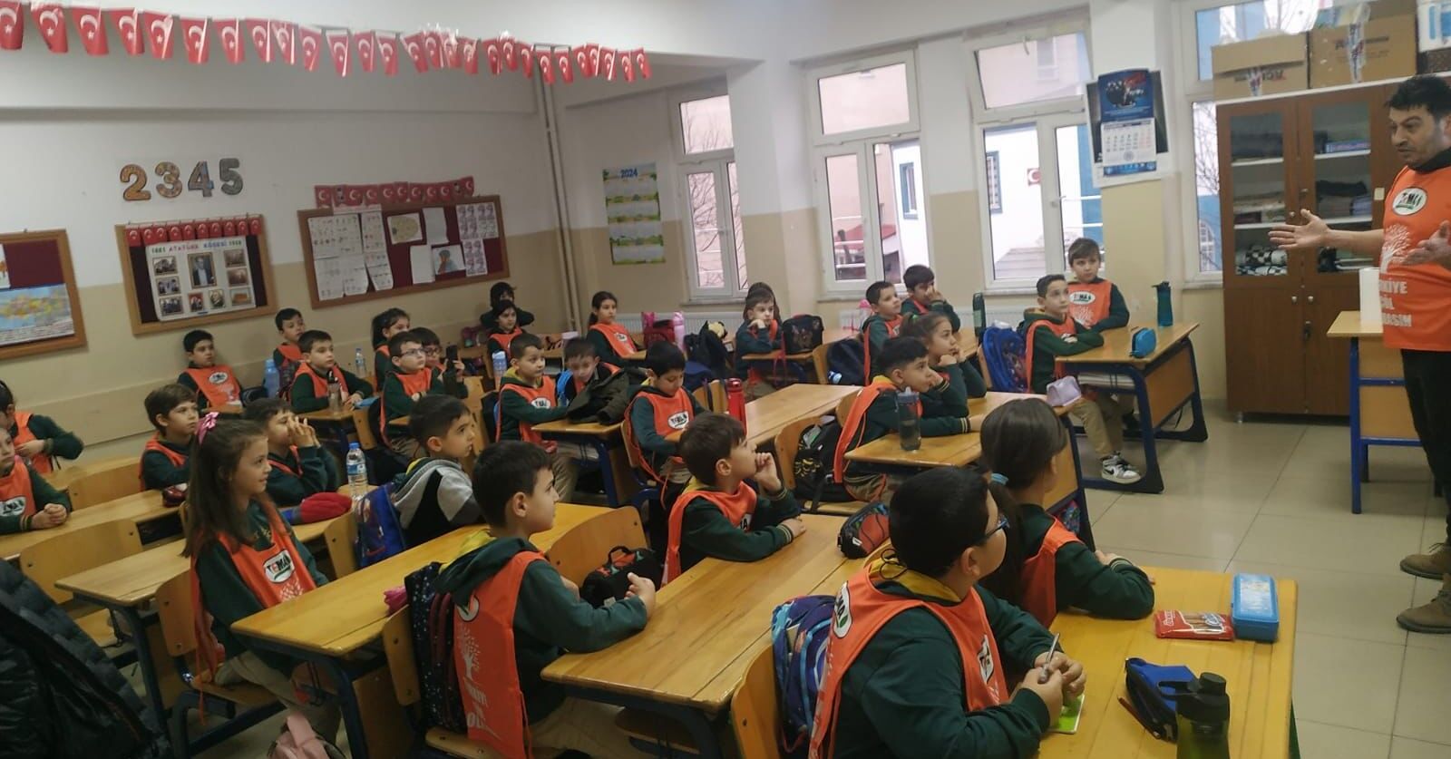 Bafra İsmet İnönü İlkokulu’nda Tema Vakfi Sifir Atik Eği̇ti̇mi̇! (1)-1