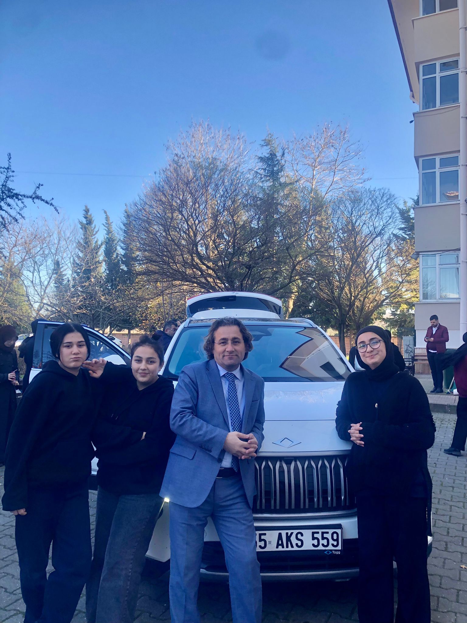 Bafra Kız Anadolu İmam Hatip Lisesi’nde Yerli Malı Haftası’na Togg Damgası (2)