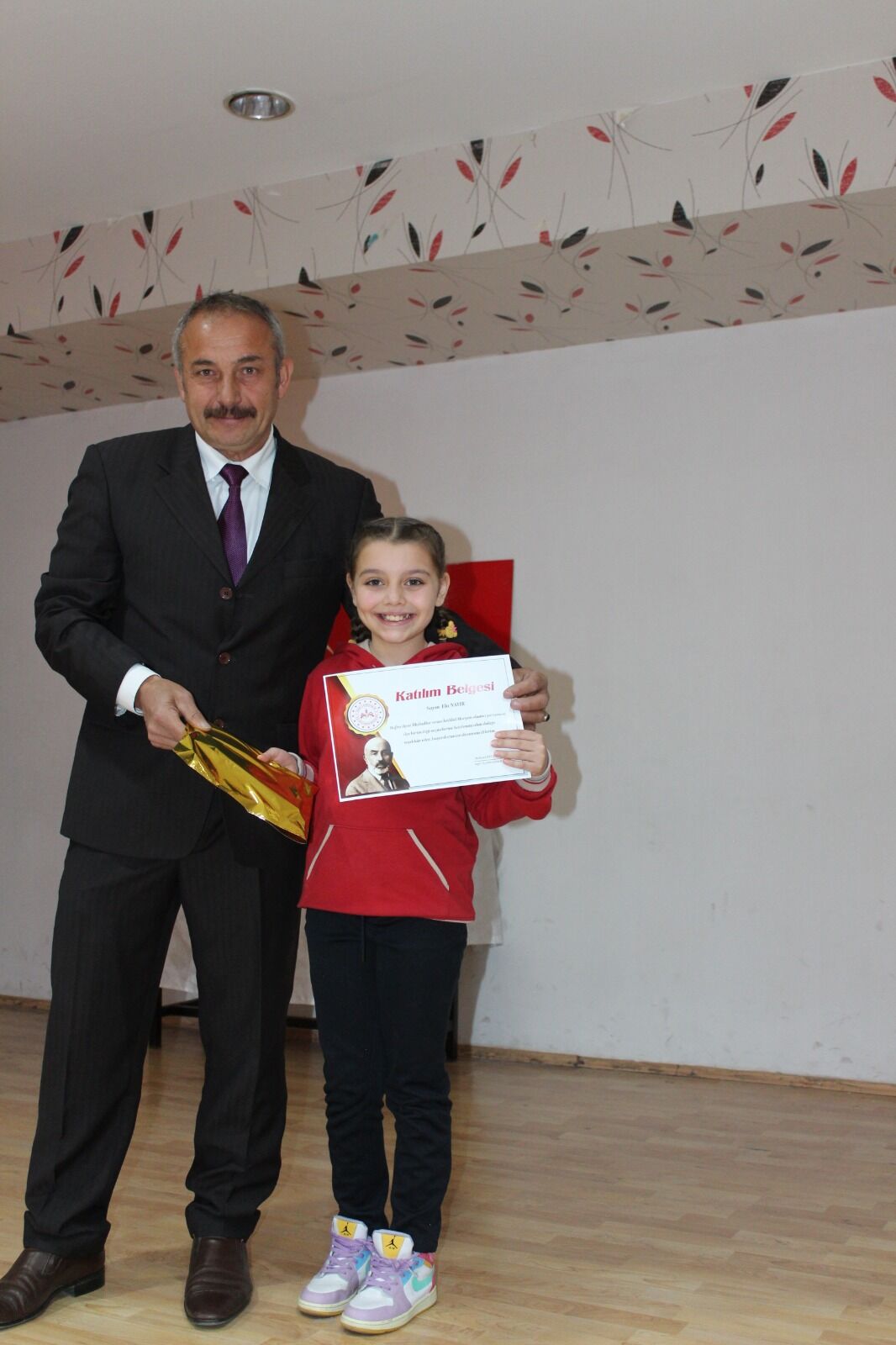 Bafra'da İlkokullar Arası İstiklal Marşı Güzel Okuma Yarışması Düzenlendi (70)