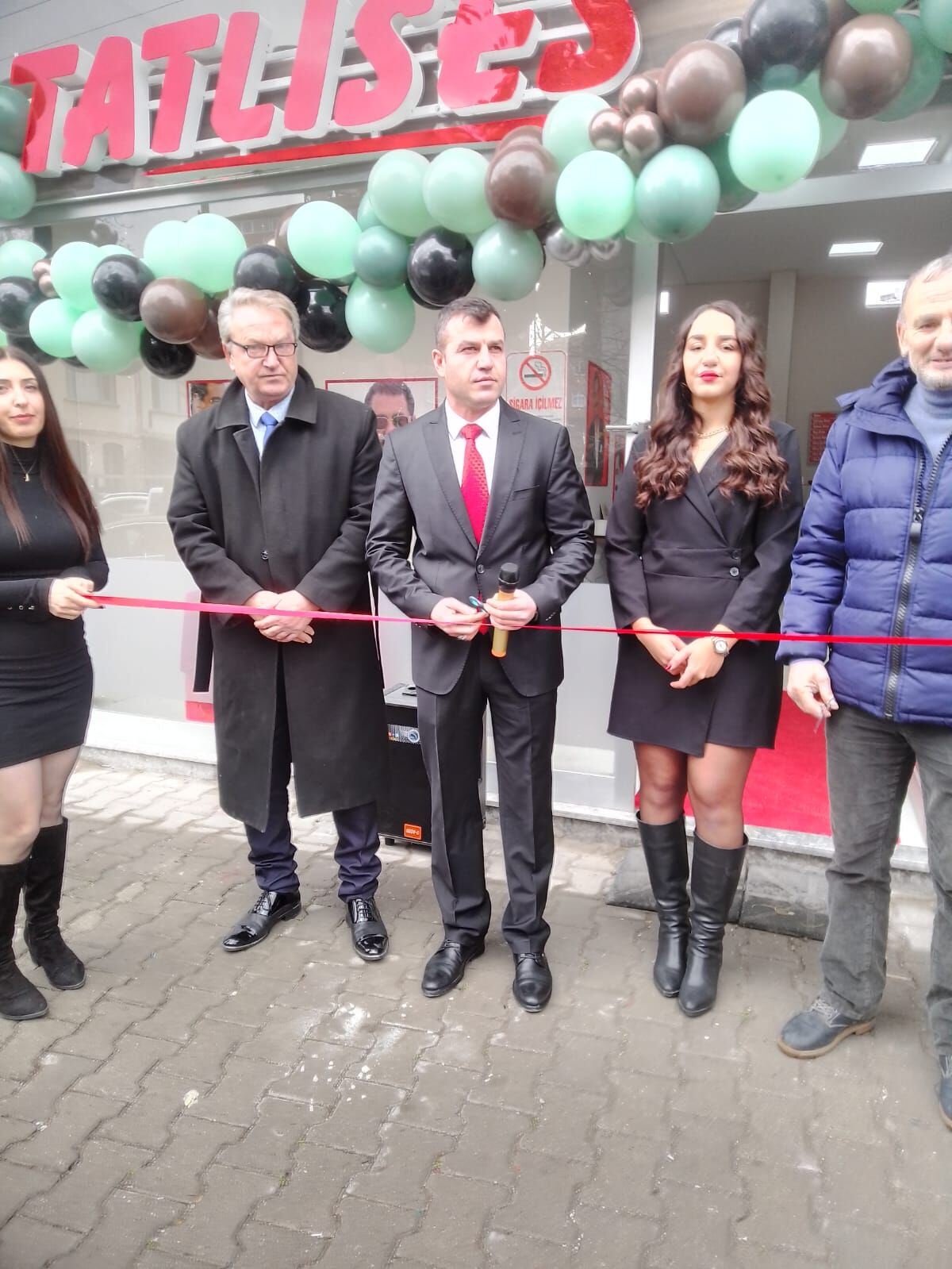 Bafra’da Tatlıses Çiğköfte’nin Açılışı Gerçekleştirildi (2)