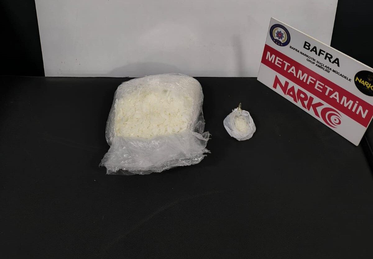 Bafra’da Uyuşturucu Operasyonu 516 Gram Metamfetamin Ele Geçirildi (2)